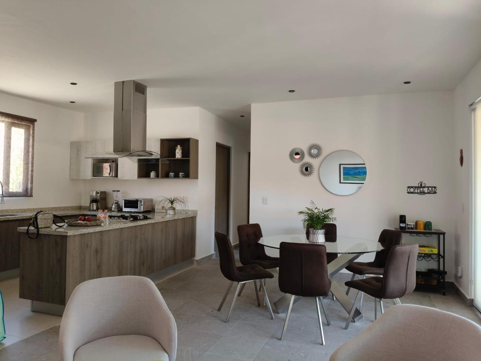 Luna200 Apartment